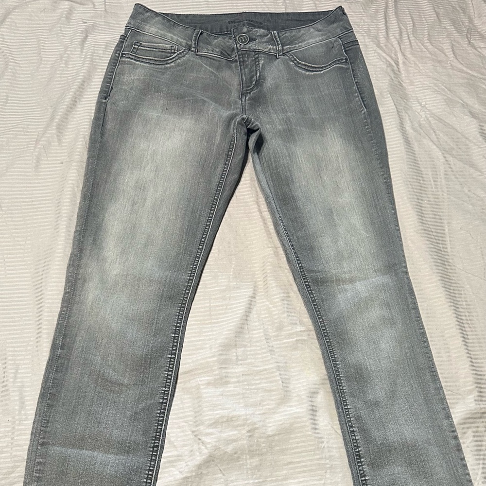 Maurices MEDIUM/Regular Black/Grey Wash Denim Jeggings